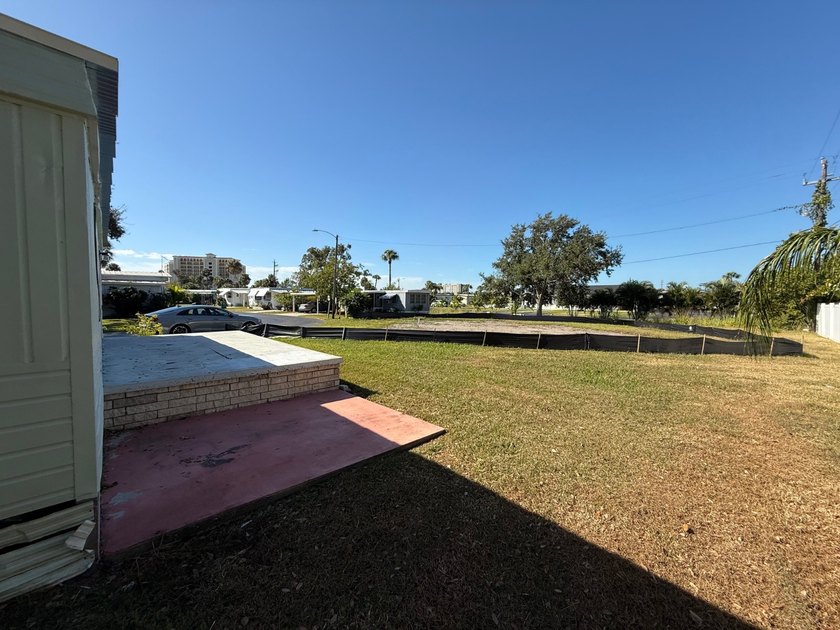 Just listed is this move-in ready 2-bedroom 2-bathroom located - photo 18