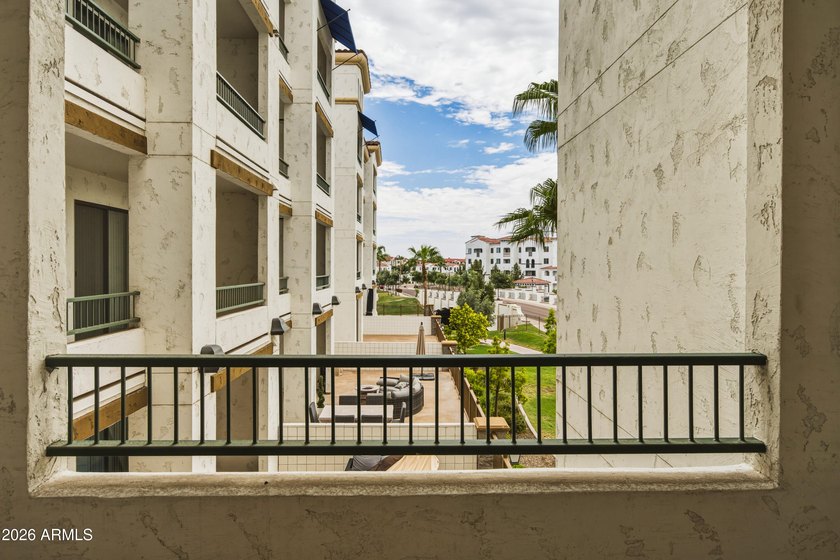 Welcome to The Cays at Downtown Ocotillo, where luxury meets - photo 23
