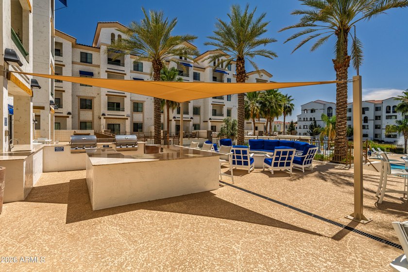 Welcome to The Cays at Downtown Ocotillo, where luxury meets - photo 30