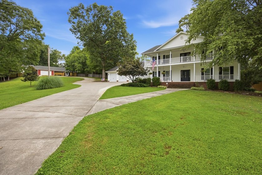 4BD/2.5BA home on 8.21 Acres zoned for Heritage Schools! - photo 37