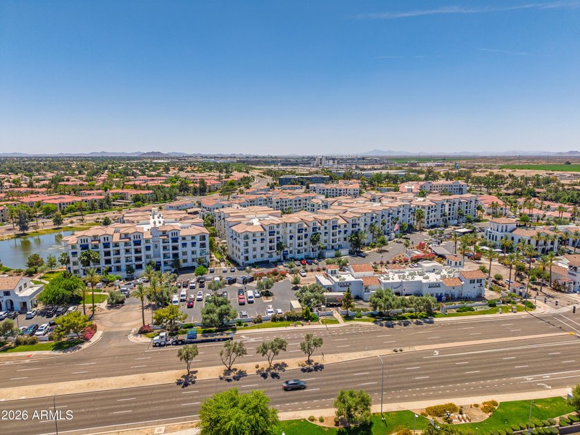 Welcome to The Cays at Downtown Ocotillo, where luxury meets - photo 38