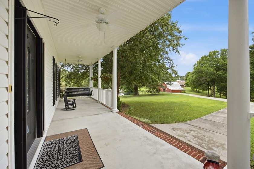 4BD/2.5BA home on 8.21 Acres zoned for Heritage Schools! - photo 38