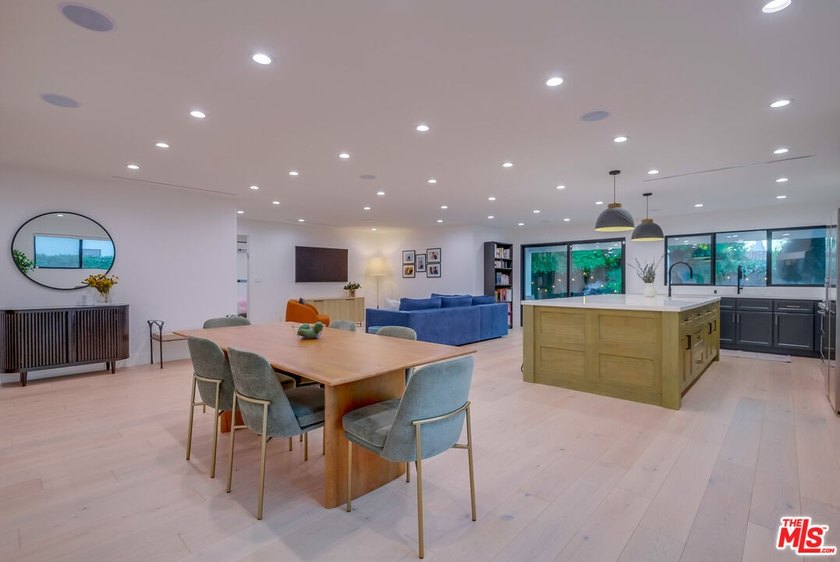 Positioned in one of the most prized pockets of Valley Village - photo 10