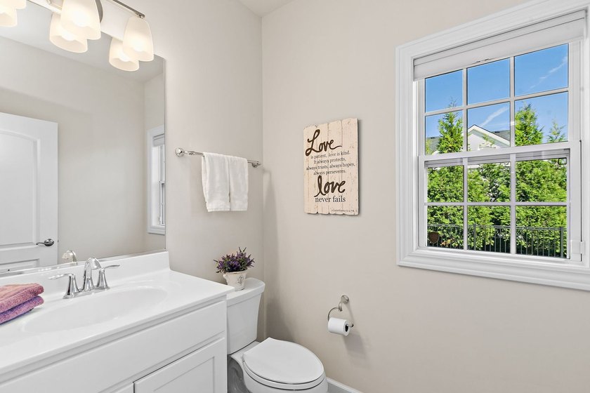 Luxury and timeless elegance come together in this exceptional - photo 17