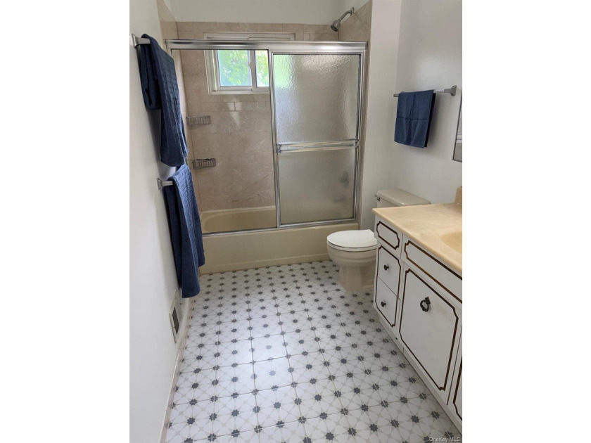 Cameo Townhouses is the best kept secret place to live! This - photo 22
