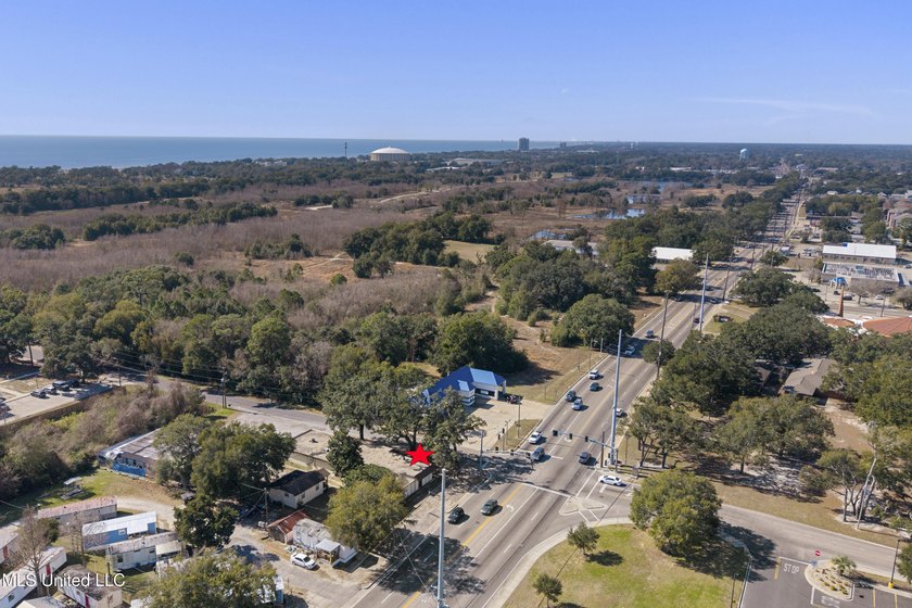 ATTENTION: HUGE PRICE IMPROVEMENT. MOTIVATED SELLER. Wants sold - photo 13