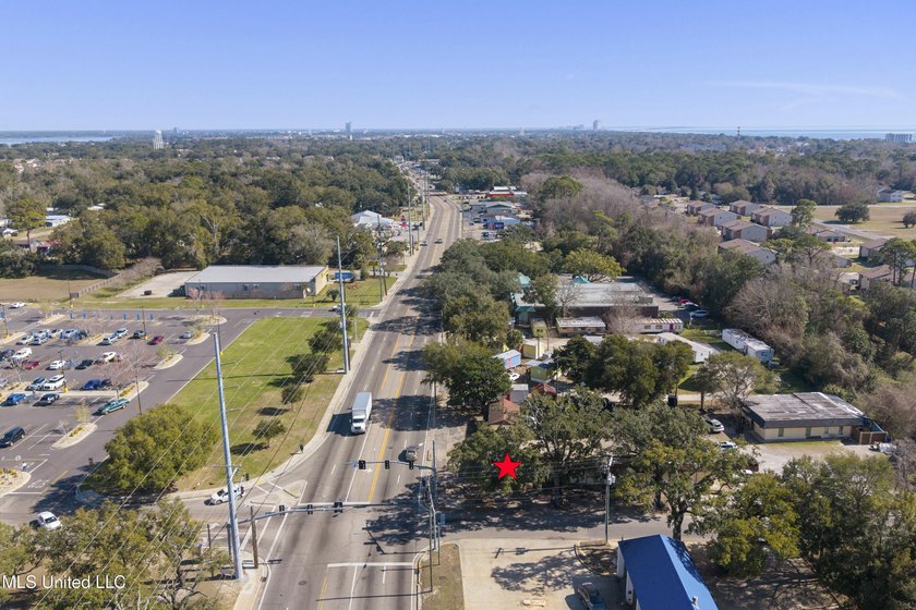 ATTENTION: HUGE PRICE IMPROVEMENT. MOTIVATED SELLER. Wants sold - photo 14