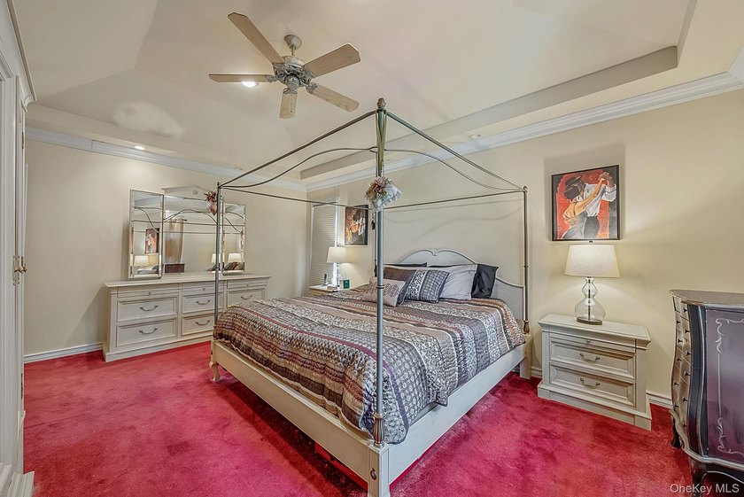 Welcome Home To This Incredibly Designed One Of A Kind &amp; - photo 12