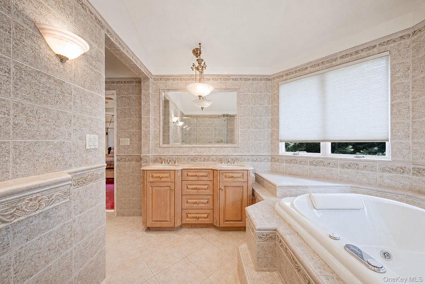 Welcome Home To This Incredibly Designed One Of A Kind &amp; - photo 14