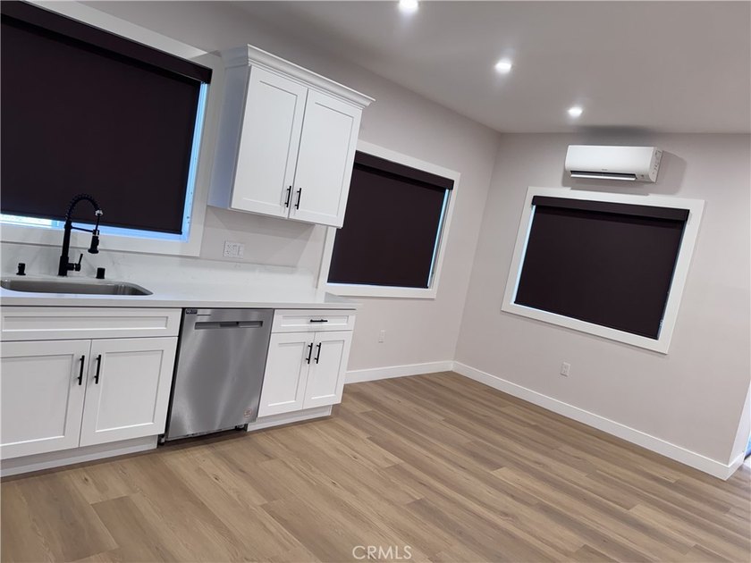 Total of 8 bedrooms, 5 bathrooms, approximately 3,667 square - photo 14
