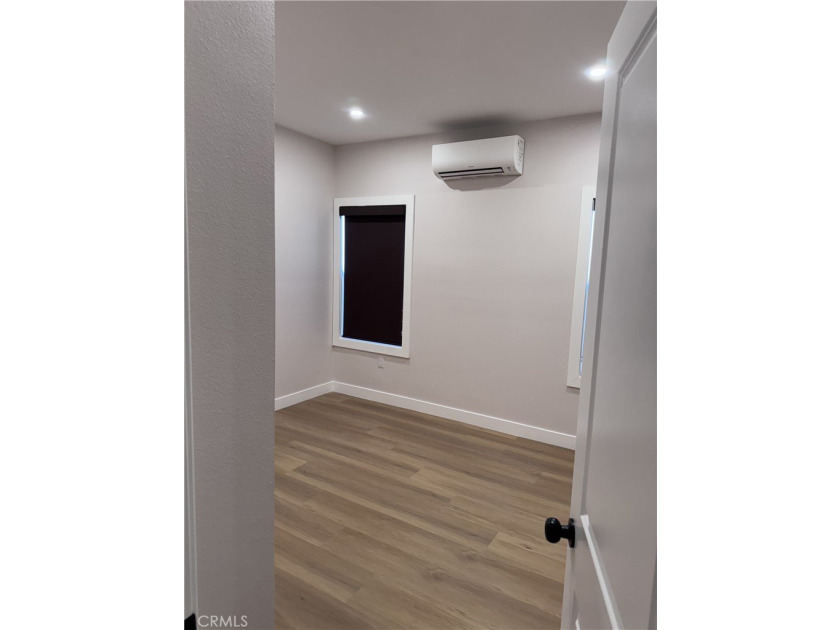Total of 8 bedrooms, 5 bathrooms, approximately 3,667 square - photo 19