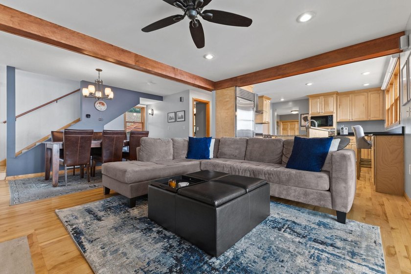 This is a rare opportunity for you to own a stunning, renovated - photo 23