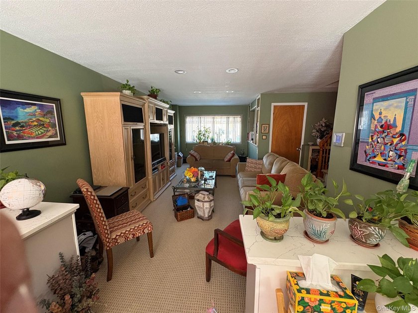 This stunning single-family home is in mint condition!!! Truly - photo 9