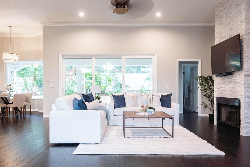 Welcome to this impressive pool home in North Bay, an - photo 11