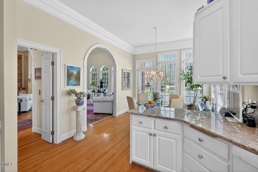 Welcome to this beautifully updated and meticulously maintained - photo 14
