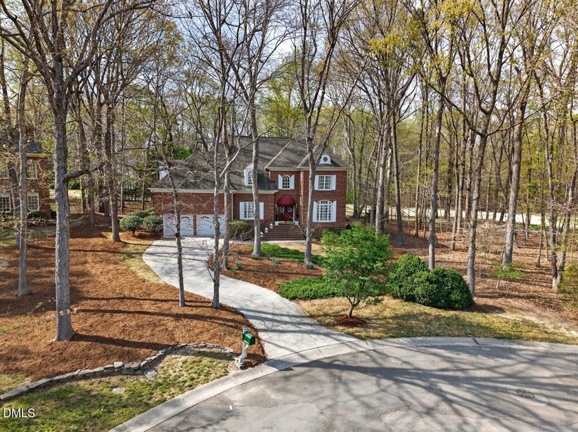 Welcome to this beautifully updated and meticulously maintained - photo 46