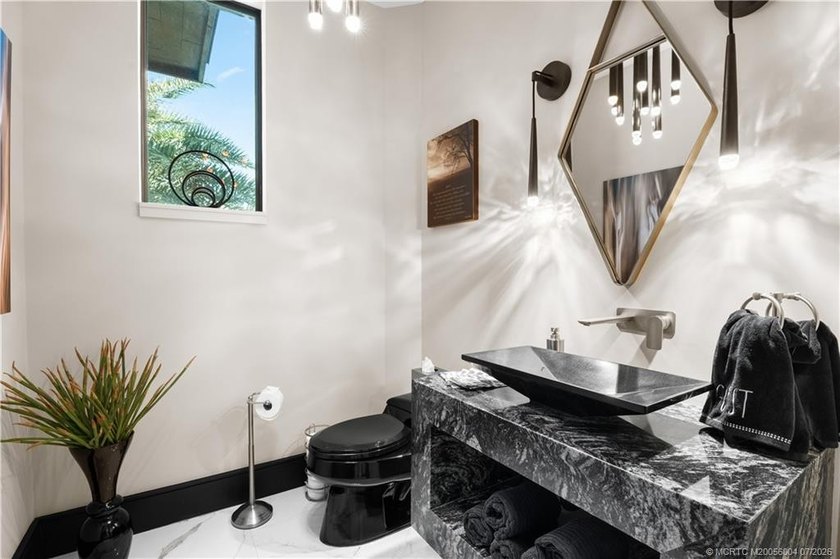 Ocean to River! Diamond Sands' Most Private Estate-Positioned on - photo 19