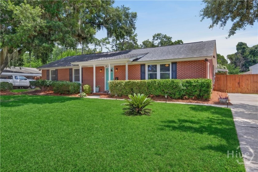 NEW PRICE - Waaaay Below Appraised Value!!! It doesn't get much - photo 4