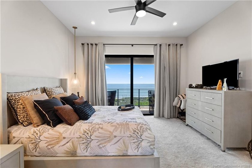 Ocean to River! Diamond Sands' Most Private Estate-Positioned on - photo 36