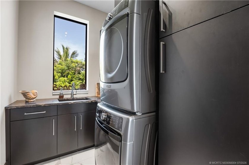 Ocean to River! Diamond Sands' Most Private Estate-Positioned on - photo 50