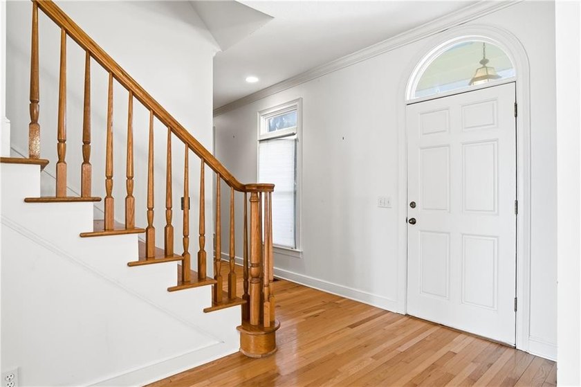 You will not want to miss the opportunity to own this 3-bedroom - photo 3