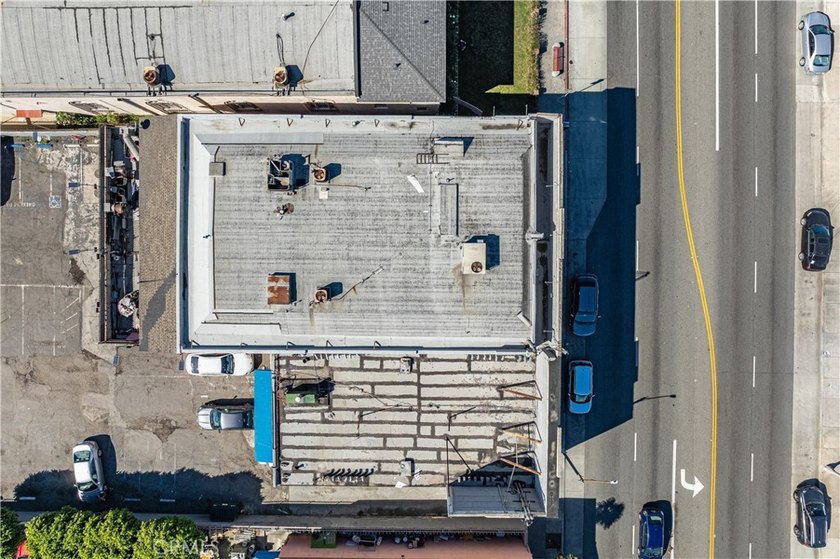 1810 E Anaheim Street is a well-located commercial asset along a - photo 2