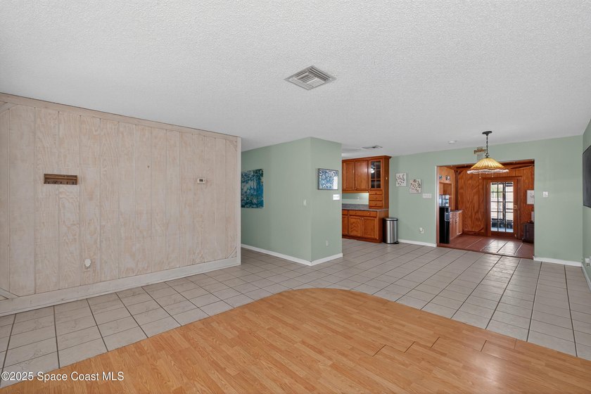 **THE ONE YOU'VE BEEN LOOKING FOR!!** Lovely and Spacious, 4 - photo 7