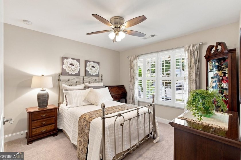 Welcome home to this immaculate, craftsman-style ranch home in - photo 25