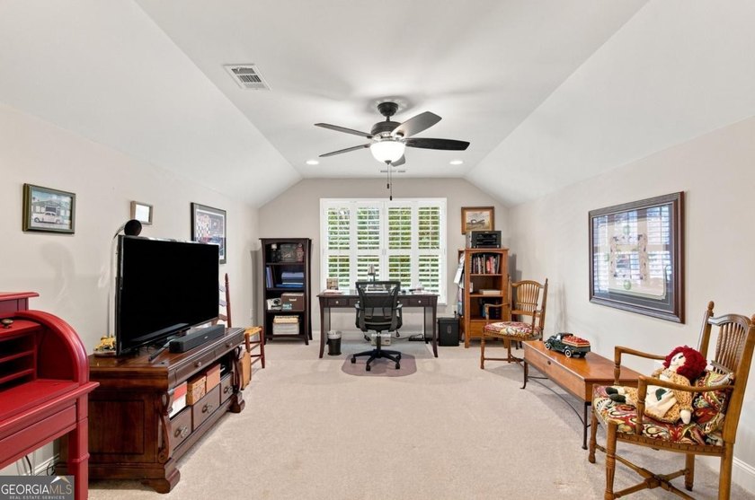 Welcome home to this immaculate, craftsman-style ranch home in - photo 29