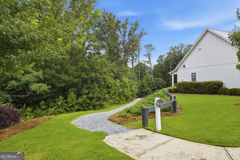 Welcome home to this immaculate, craftsman-style ranch home in - photo 43