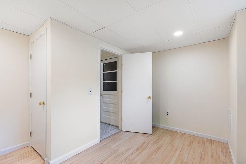 Adorable 3 Bedroom, 2.5 Bath Split-Level in South Road Estates - photo 25