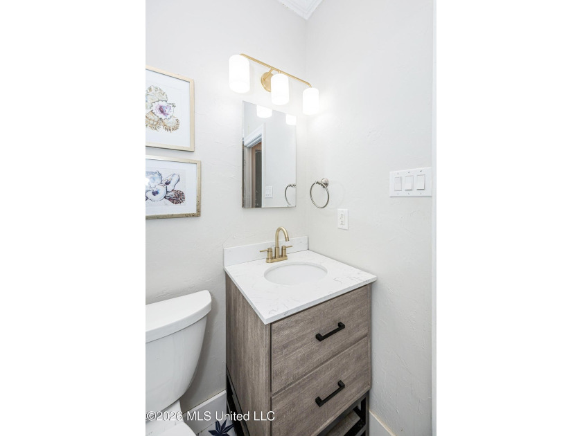 There's a reason Bienville Place remains one of Ocean Springs' - photo 28