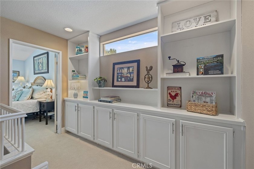 Beautifully remodeled 3 bedroom, 2.5 bath view home in Pacific - photo 19