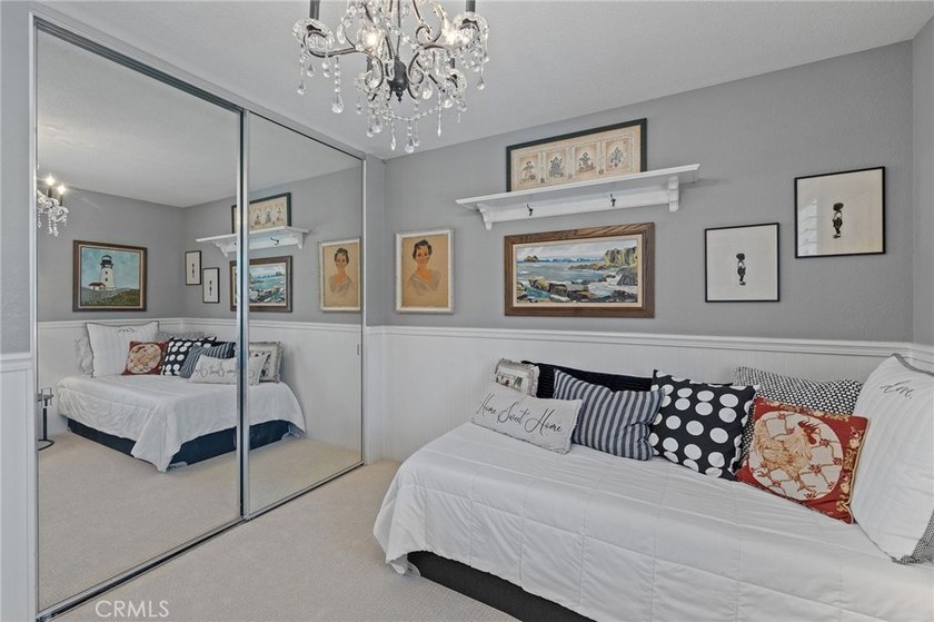Beautifully remodeled 3 bedroom, 2.5 bath view home in Pacific - photo 30