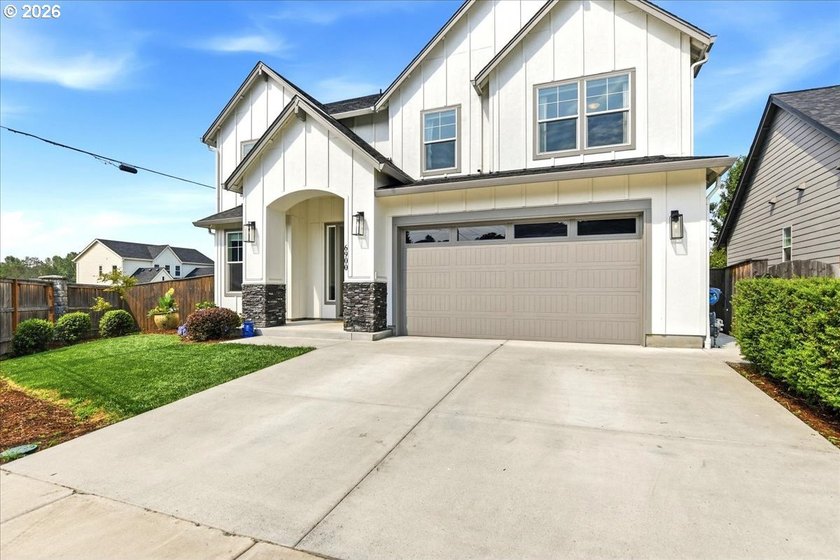 Welcome to exceptional living in the highly sought-after gated - photo 42