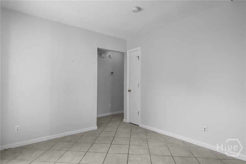 Value, potential and location come together in this 3 bed, 2 - photo 6