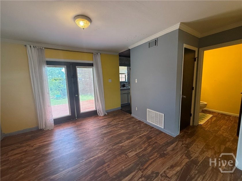 Great opportunity to make this 2-bedroom, 1.5-bath end-unit - photo 8