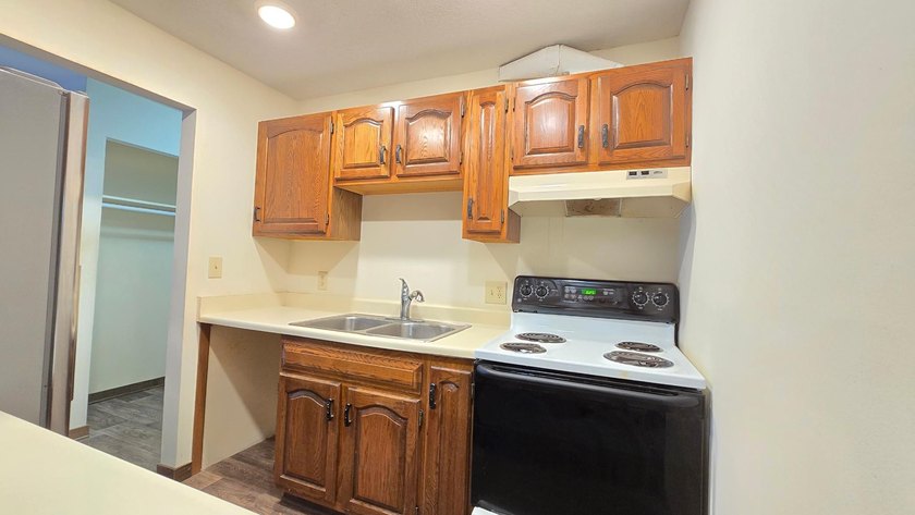 Welcome to the highly coveted Willow Grove Community. This 1 - photo 11