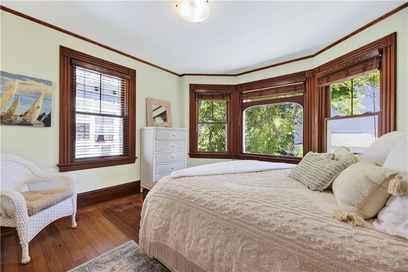 Finest turnkey living. This classic Victorian cottage, painted a - photo 22
