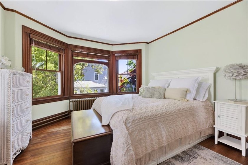 Finest turnkey living. This classic Victorian cottage, painted a - photo 23