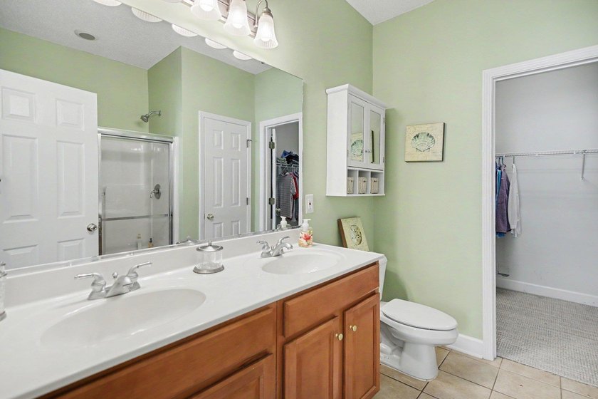 Welcome to your dream retreat in the highly sought-after - photo 16