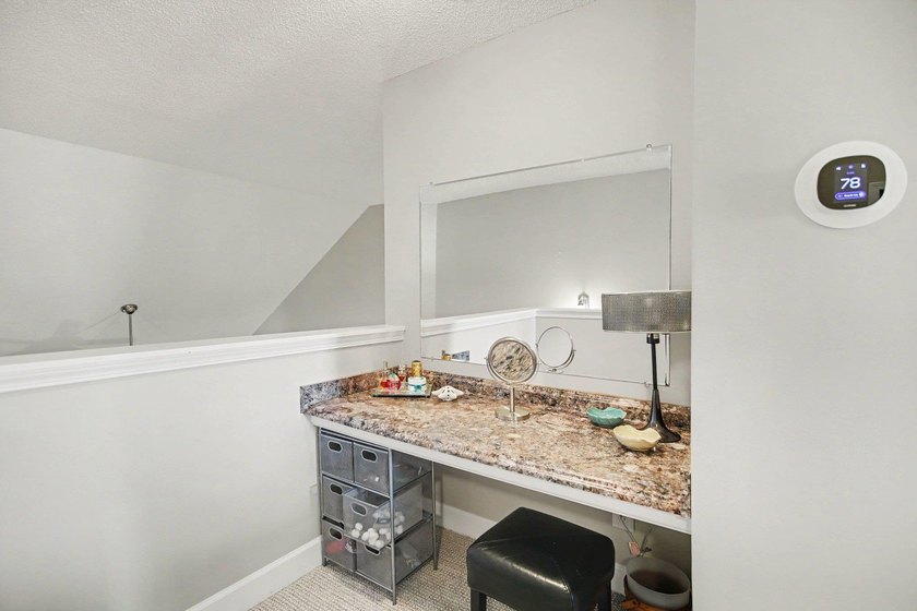 Welcome to your dream retreat in the highly sought-after - photo 18