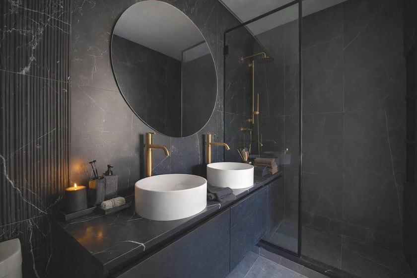 Crowning 19 North Henry Street, a floor-through penthouse duplex - photo 7