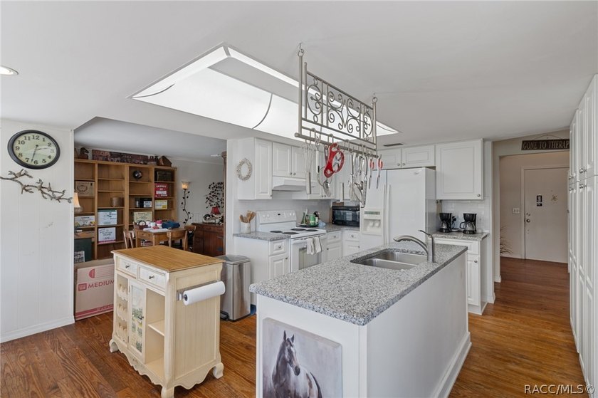 Experience waterfront living just minutes from Historic Downtown - photo 13