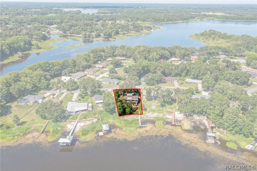 Experience waterfront living just minutes from Historic Downtown - photo 31
