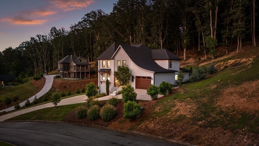 Welcome to 9962 Caseview Dr -- Now Priced Below Recent Appraisal - photo 8