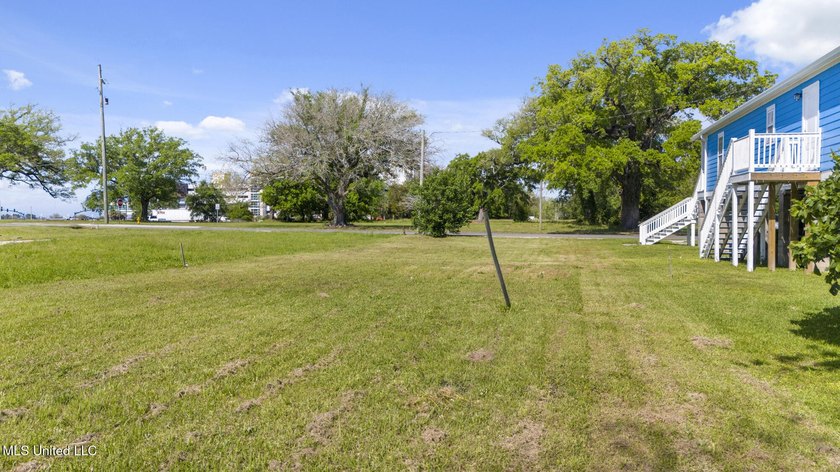 **Now zoned Commercial Business (CB) - short-term rentals - photo 18