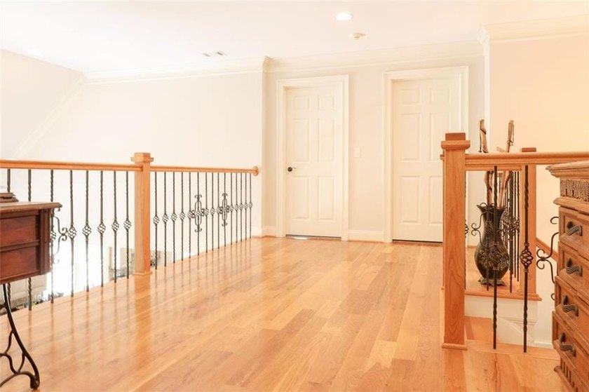 Premier Location in The Fairways! Welcome to a one-of-a-kind - photo 30