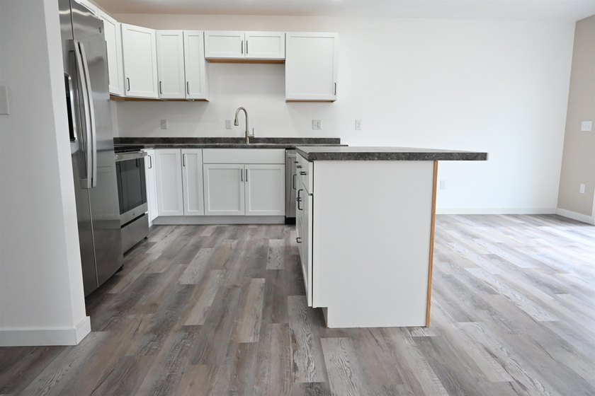 NEW Construction! This brand-new two-story duplex offers a fresh - photo 8