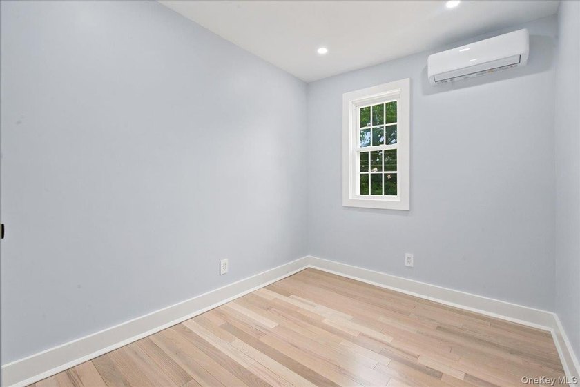 Space, Style, and Sophistication - A Fully Renovated Colonial on - photo 32